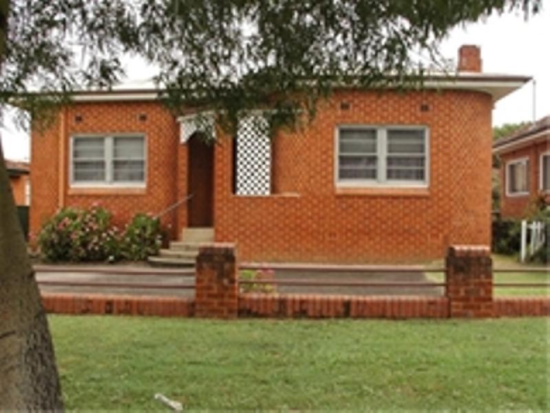 9 Robinson Avenue, Grafton NSW 2460