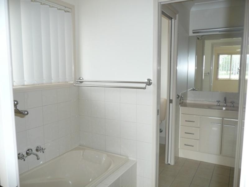 28 Riverdale Court, Grafton NSW 2460