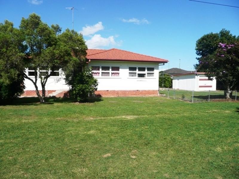 37 Davey Avenue, Grafton NSW 2460
