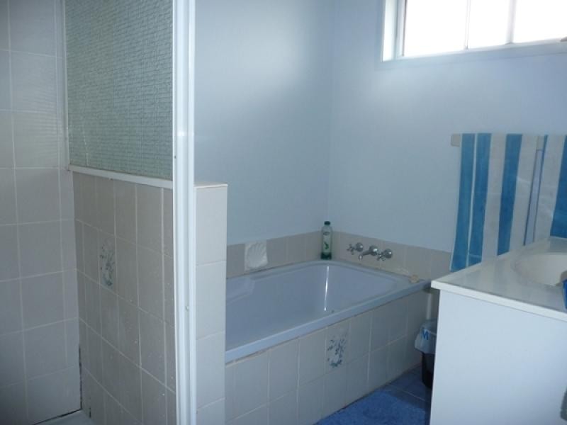 19A – 19 B MacPherson Crescent, Grafton NSW 2460