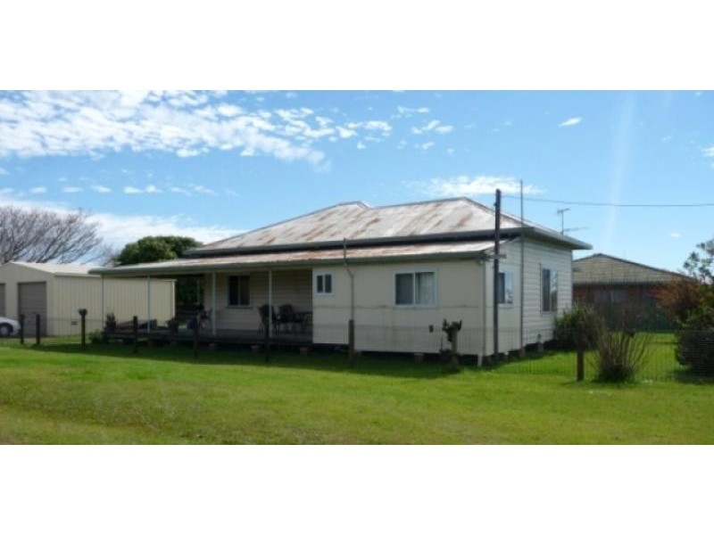 220 Carr Street, Grafton NSW 2460