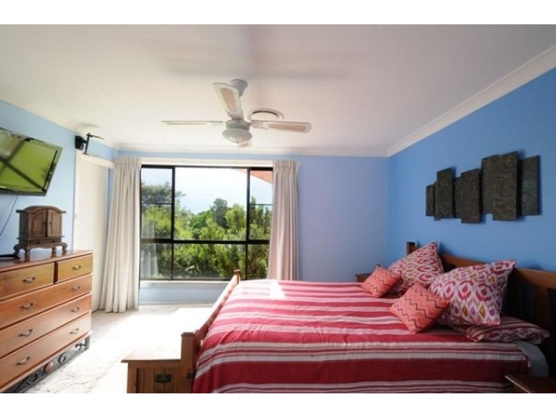 25 Hillside Drive, Junction Hill NSW 2460