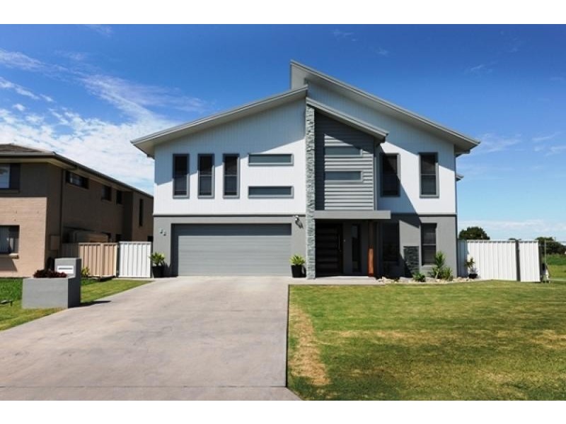 12 Riverdale Court, Grafton NSW 2460