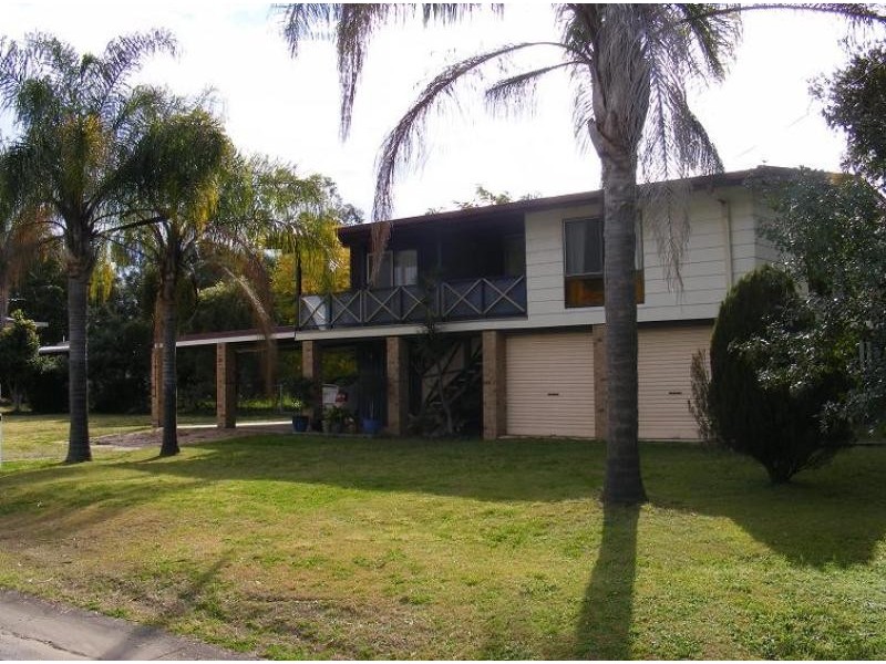 9 MALEEH AVENUE, Thagoona QLD 4306