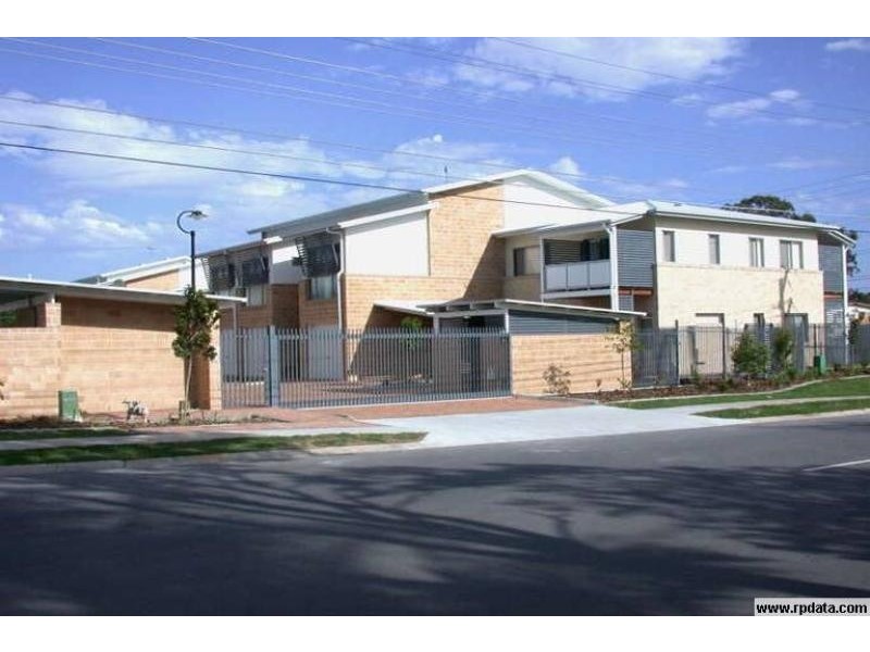 Unit 4/1 Anthony Street, Kingston QLD 4114