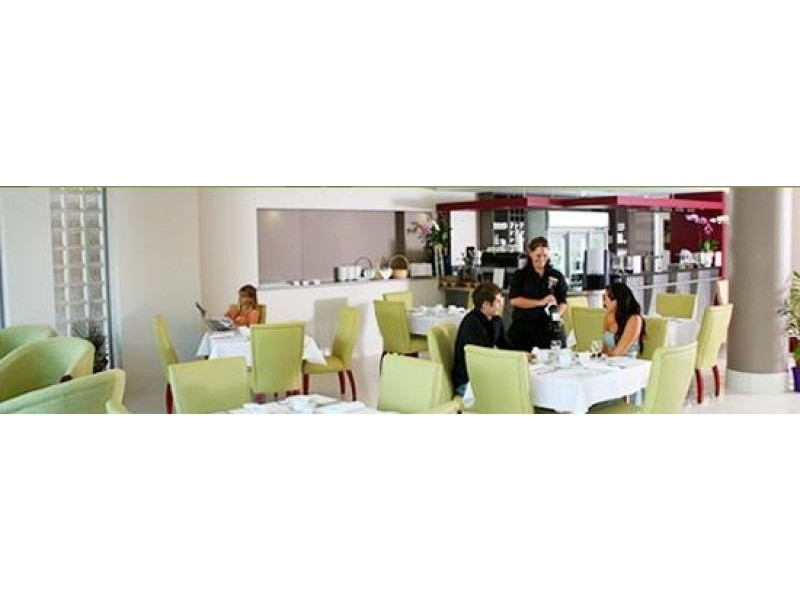 14 Carol Ave HOTEL GLORIA, Springwood QLD 4127