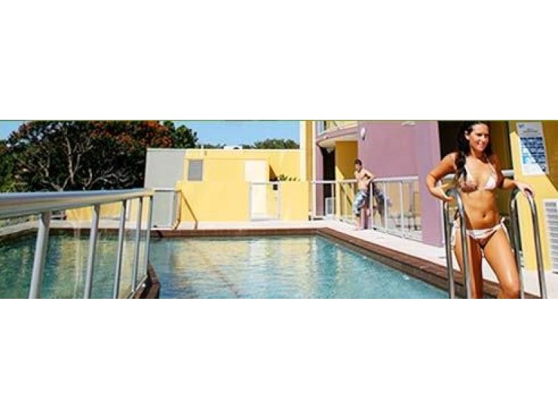 14 Carol Ave HOTEL GLORIA, Springwood QLD 4127