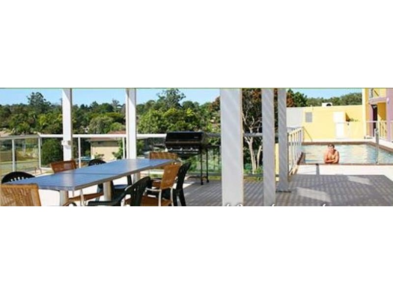 14 Carol Ave HOTEL GLORIA, Springwood QLD 4127