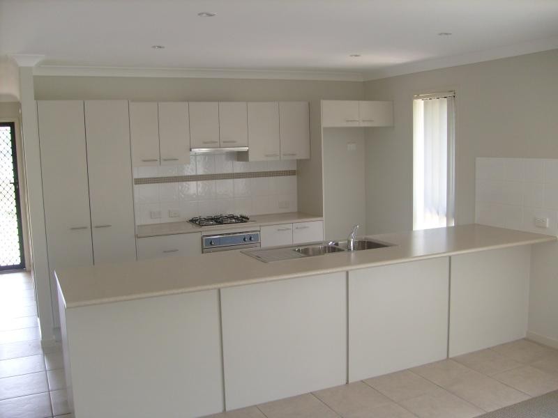 Lot 4/23-36 Darryl St, Loganlea QLD 4131