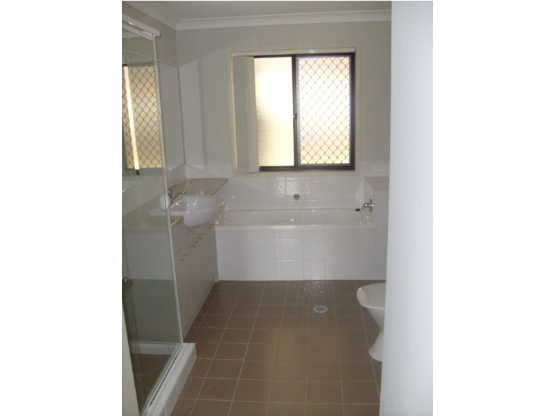 Lot 4/23-36 Darryl St, Loganlea QLD 4131