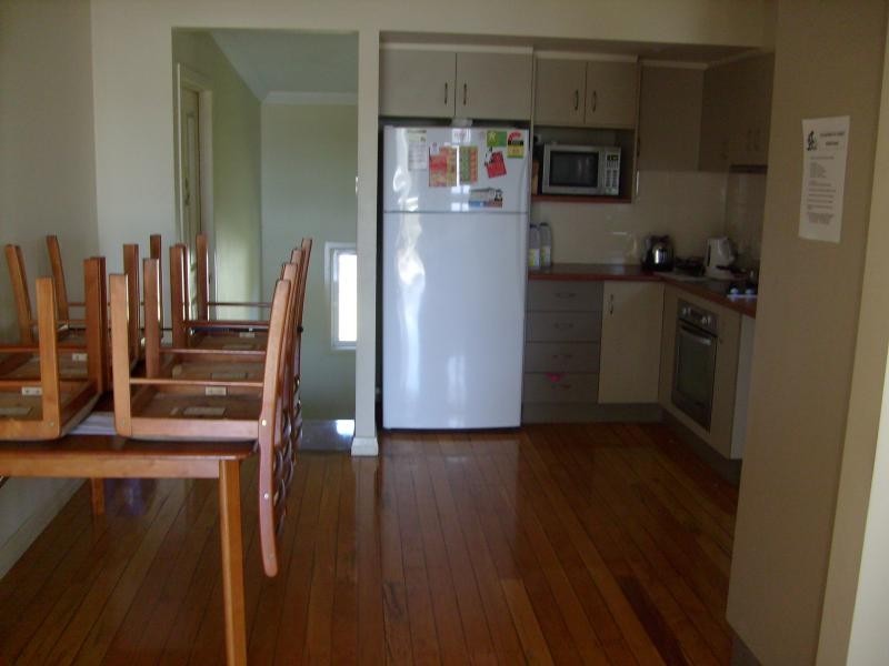 68 Dartmouth St, Coopers Plains QLD 4108