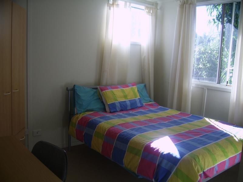 31 Keeling St, Coopers Plains QLD 4108