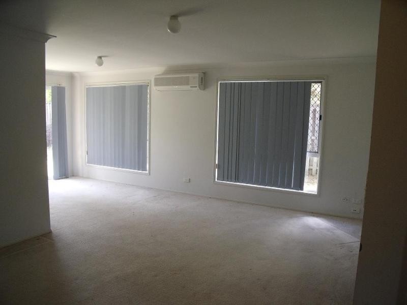 18 Van Wirdum Place, Calamvale QLD 4116