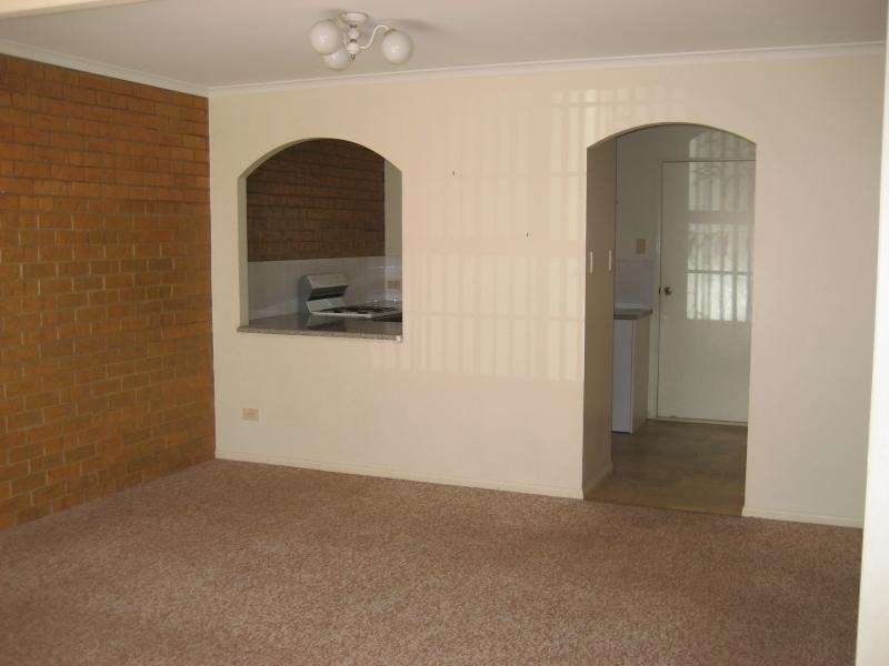 4/99 Barbaralla Drive, Springwood QLD 4127