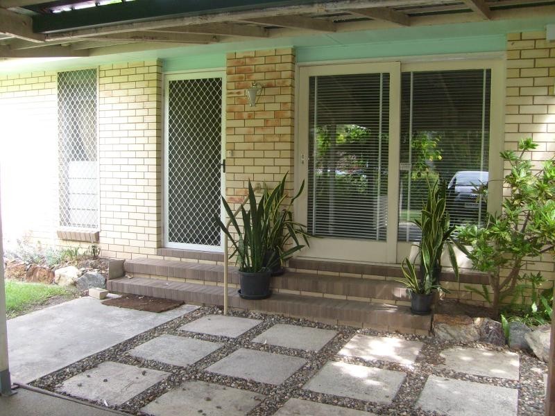 15 Vanessa Bvd, Springwood QLD 4127