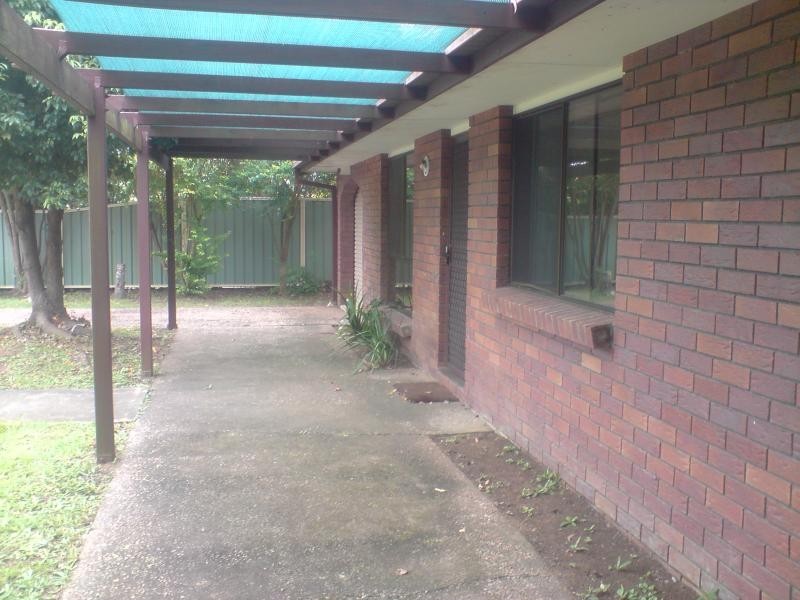 65 lobelia, Daisy Hill QLD 4127