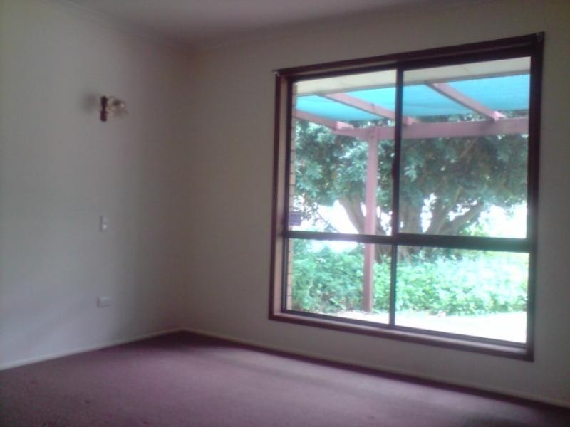 65 lobelia, Daisy Hill QLD 4127