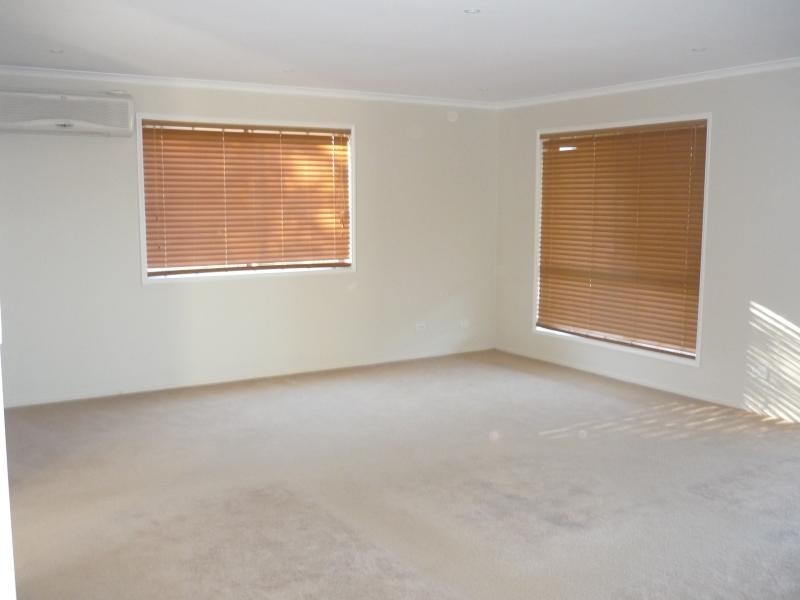 64 Celandine Street, Shailer Park QLD 4128