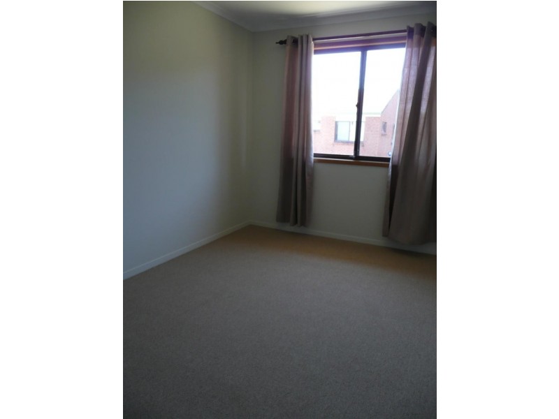 33/87 Springwood Road, Springwood QLD 4127