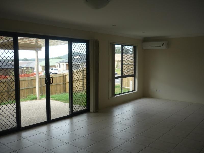 20 Vautin Way, Eagleby QLD 4207