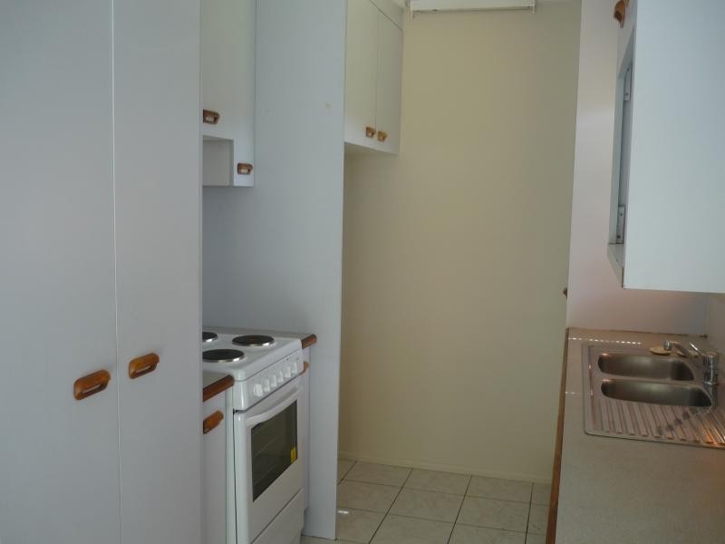 4 Sithney St, Kingston QLD 4114