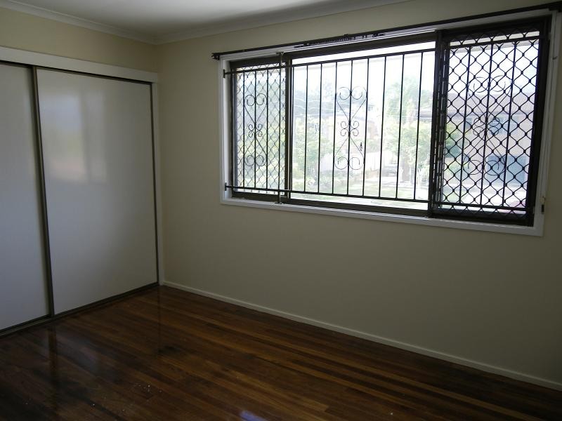 45 Raelene Tce, Springwood QLD 4127