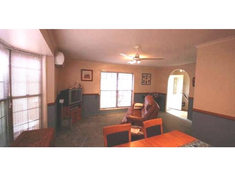 5 Stilton Ct, Daisy Hill QLD 4127