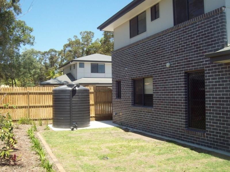 Unit 4/49 Ariel Ave, Kingston QLD 4114