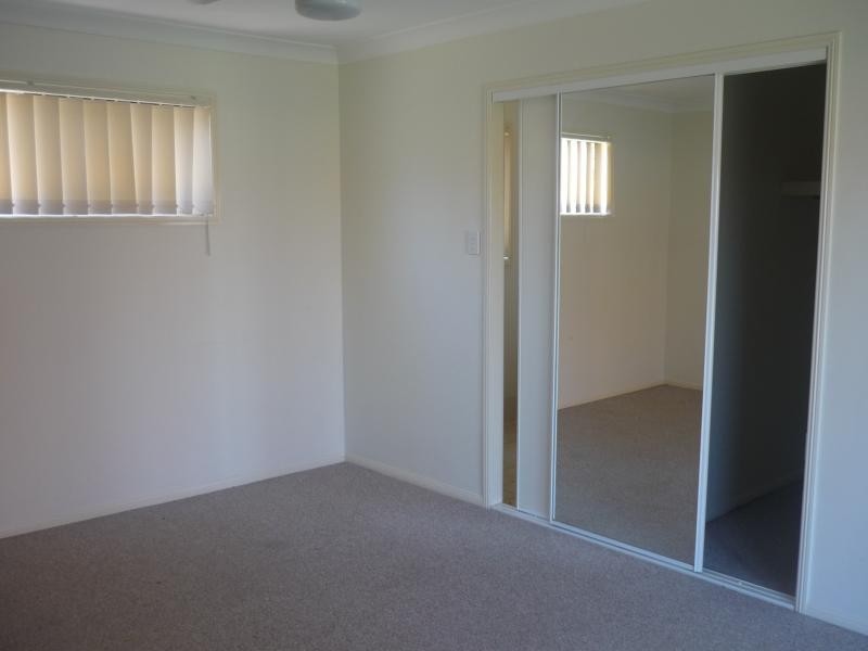 57 Mckinley Street, Eagleby QLD 4207