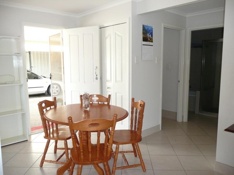 2 Eastwell Ct, Mount Warren Park QLD 4207