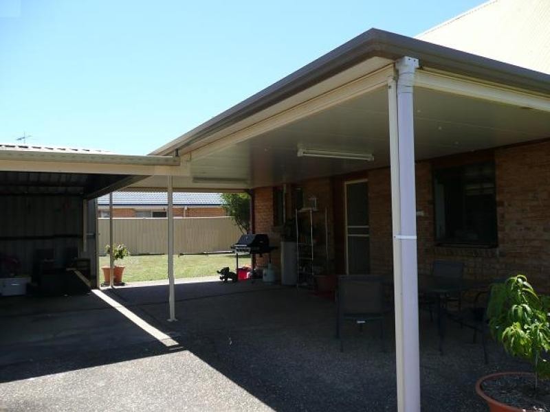 2 Eastwell Ct, Mount Warren Park QLD 4207