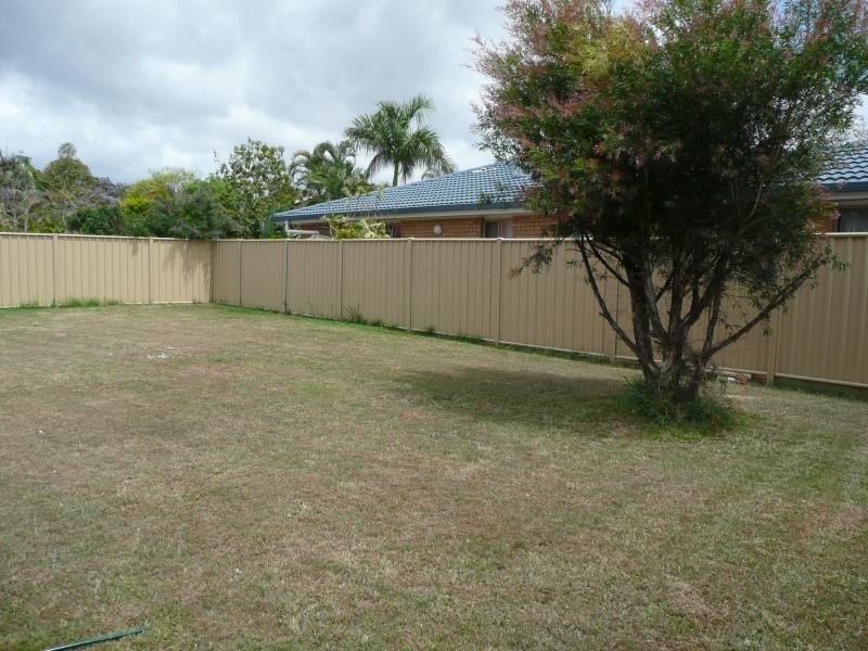 2 Eastwell Ct, Mount Warren Park QLD 4207