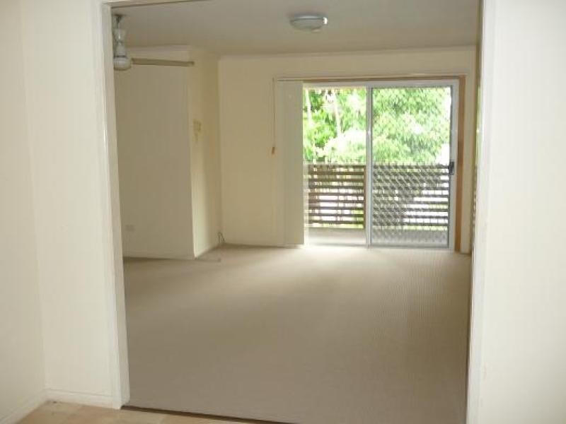 32 GONZALES STREET, Macgregor QLD 4109