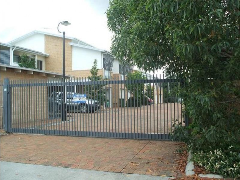 Unit 15/1 Anthony Street, Kingston QLD 4114