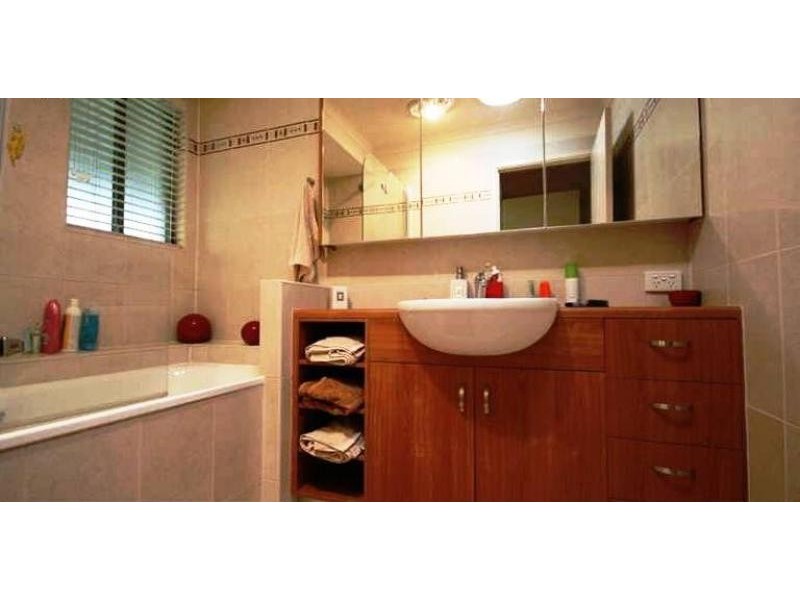 5 Stilton Court, Daisy Hill QLD 4127