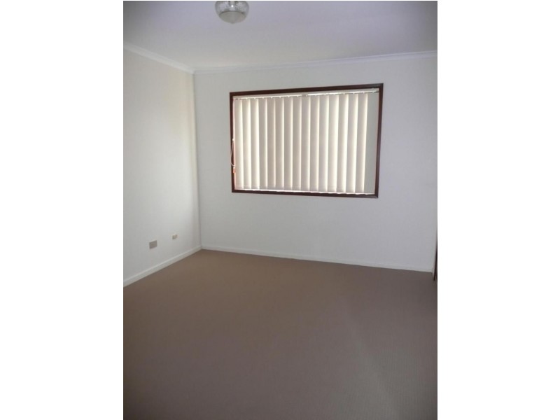 Unit 1/4 Amie Court, Springwood QLD 4127