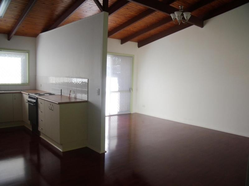 Unit 3/26 Ewing Road, Woodridge QLD 4114