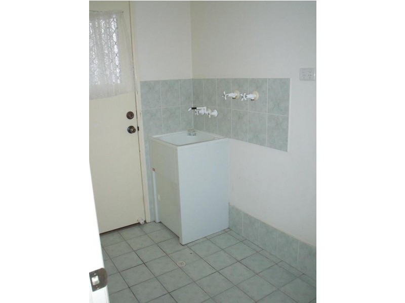 4 JASMINA PARADE, Waterford QLD 4133