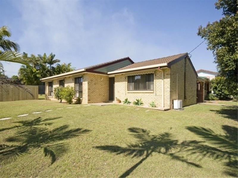 1 Bates Street, Springwood QLD 4127