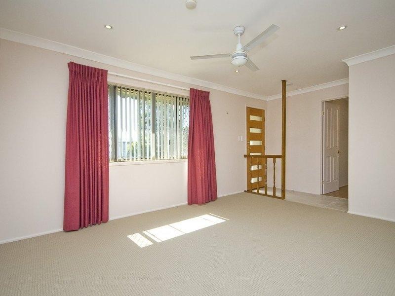 1 Bates Street, Springwood QLD 4127