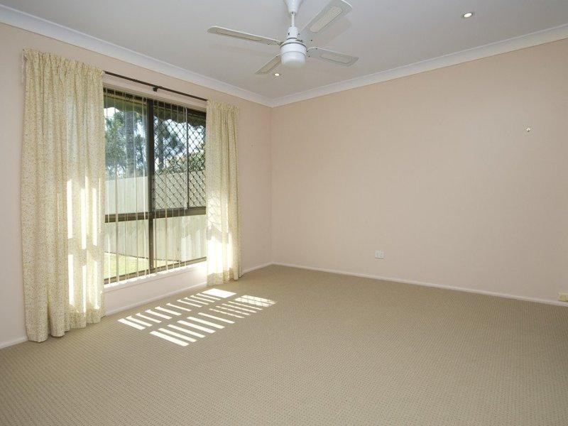 1 Bates Street, Springwood QLD 4127