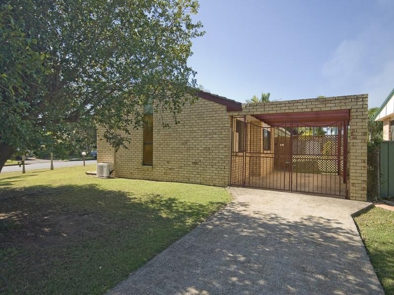 1 Bates Street, Springwood QLD 4127