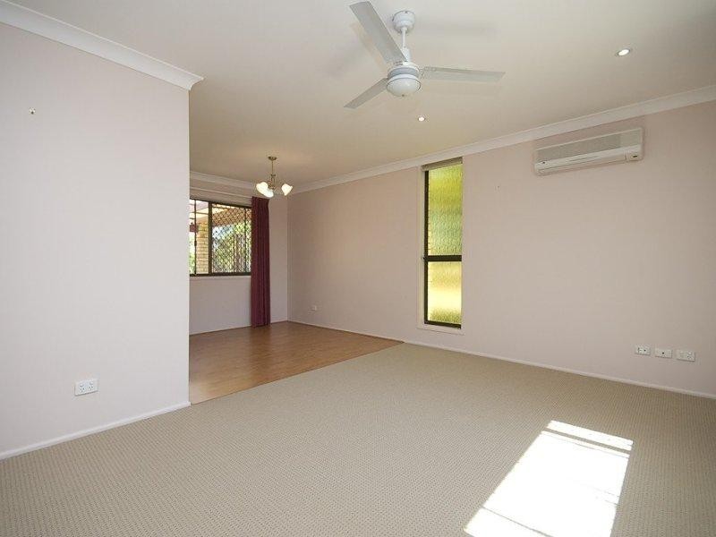1 Bates Street, Springwood QLD 4127