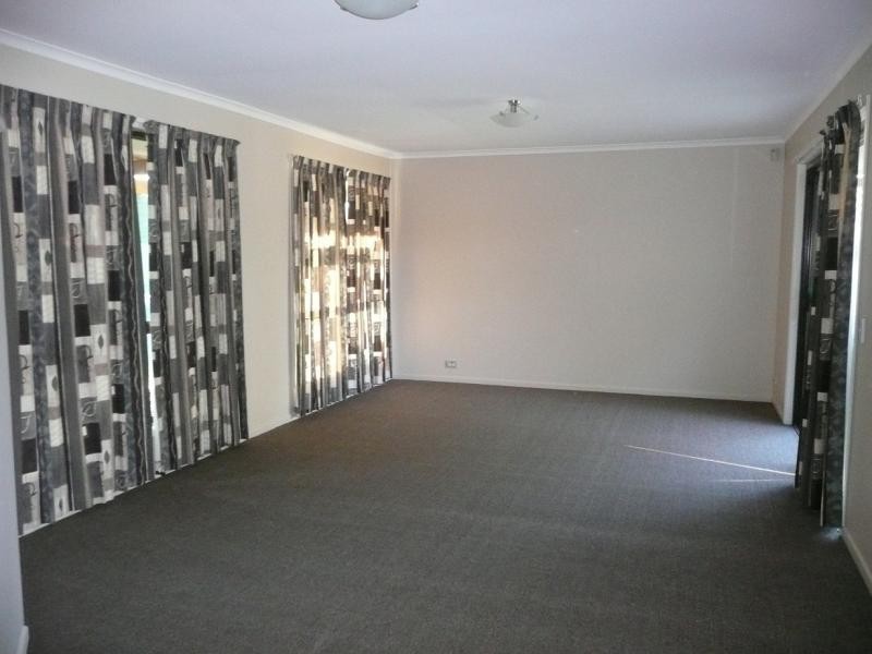 12 Nursery Avenue, Runcorn QLD 4113