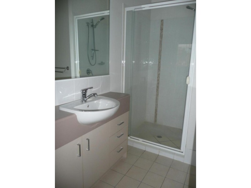 Unit 18/1 Anthony Street, Kingston QLD 4114