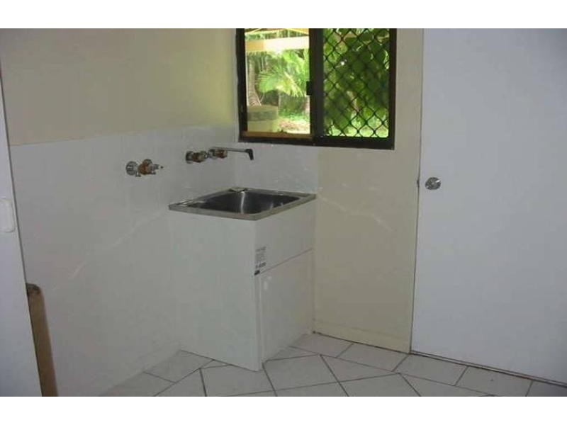 35 Laurinda Crescent, Springwood QLD 4127