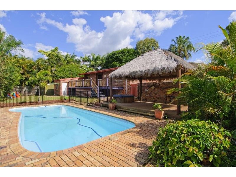 120 Barbaralla Drive, Springwood QLD 4127