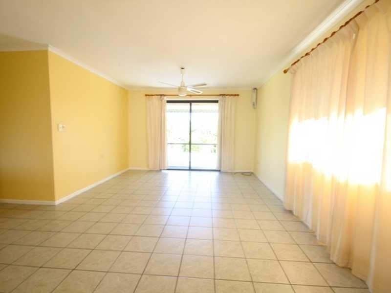 37 Lenore crescent, Springwood QLD 4127