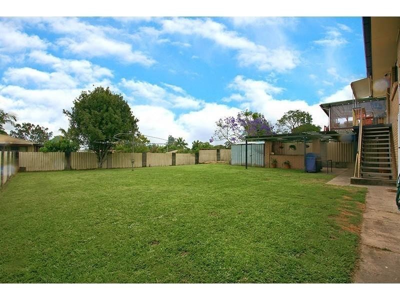 37 Lenore crescent, Springwood QLD 4127