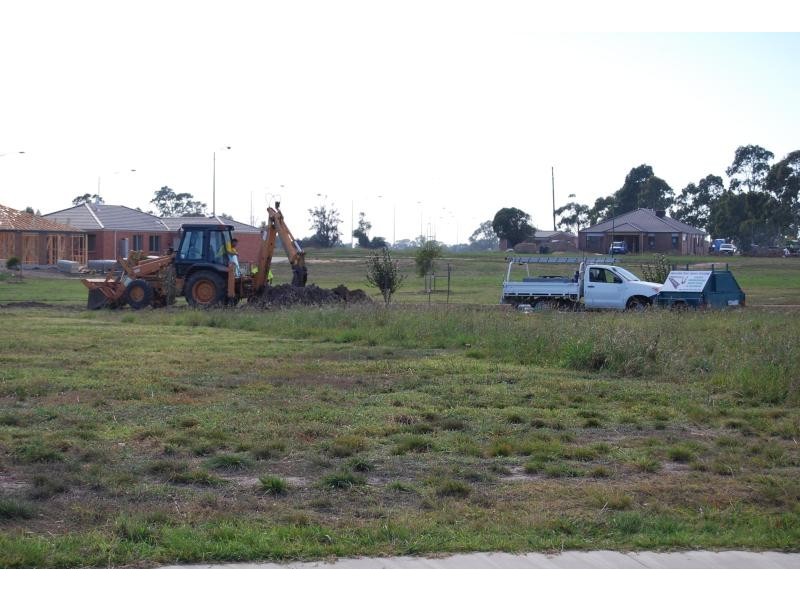 KOORALBYN COURT, Bairnsdale VIC 3875